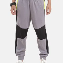 KiddoPanti Boys Pure Cotton Mid Rise Joggers-image-36