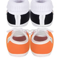 NESKA MODA 3 To 12 Months Infants Set of 2 Pair Soft Cotton Rabbit Face Lace Booties image 3