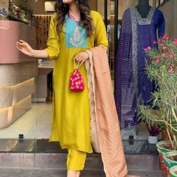 THE52 Women Floral Yoke Design Regular Thread Work Kurti with Trousers & With Dupatta-image-63