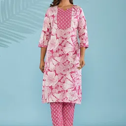 VEDANA Floral Printed Notch Neck Pure Cotton Kurta With Trouser-image-5
