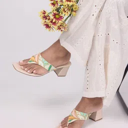CAI Printed PU Block Sandals-7