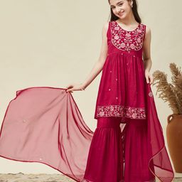 CurlyTales Girls Embroidered Sequinned Kurta & Sharara With Dupatta-image-25