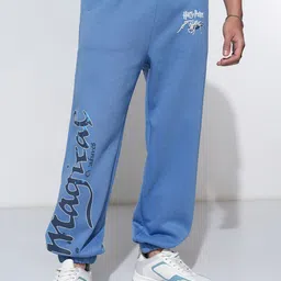 HIGHLANDER Men Printed Comfort Straight Fit Joggers Trousers-image-49