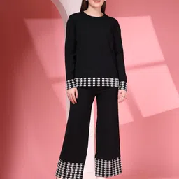 Juelle T-shirt with Palazzos-image-82