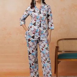 Anouk V-Neck Printed Shirt with Trousers-picture-34