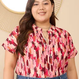 Berrylush Curve Women Plus Size Printed Mandarin Collar Top-image-16