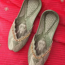 JAYPORE Women Embellished Ethnic Mojaris with Embroidered Flats-image-11