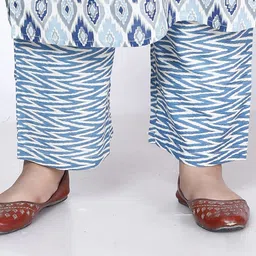 KALINI Plus Size Floral Printed Sequinned Pure Cotton Kurta With Trousers & Dupatta image 4