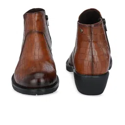 Delize Men Tan Textured Flat Boots image 4