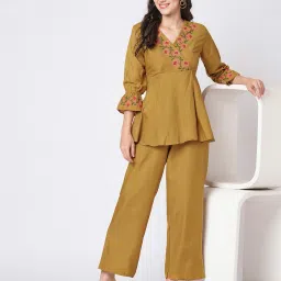 Top Pant Co-ords Set-image-70