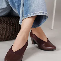 DressBerry Brown Pointed Toe Block Heel Pumps-50