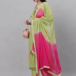 Kamayra Women Floral Embroidered Thread Work Kurta with Trouser & Dupatta image 3