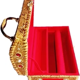 r j enterprises MAKEUP BOX HALF RAJWADA This makeup box easily store more makeup without taking up too much space. Vanity Box image 3