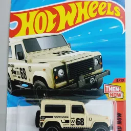 C4982 THEN AND NOW LAND ROVER DEFENDER 90 DIE CAST TOY CAR MAINLINE D CASE-picture-40