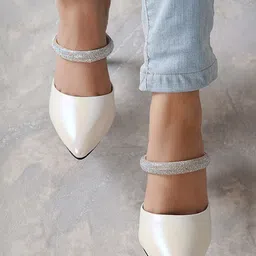 DressBerry White Pumps Heels-44