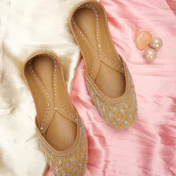 House of Pataudi Embellished Ethnic Mojaris-image-96