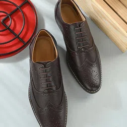 CLOG LONDON Brown Formal Leather Brogue Shoes-image-3