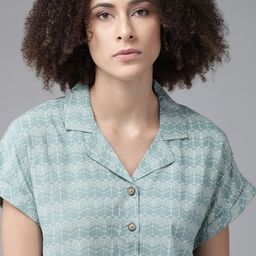 The Roadster Lifestyle Co Green & White Geometric Extended Sleeves Sustainable Ecovero Shirt Style Crop Top-picture-11
