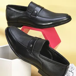 HERE&NOW Men Textured Comfort-Fit Slip-On Shoes-picture-30