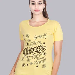 Fleximaa Women Yellow Typography Printed T-shirt-image-67