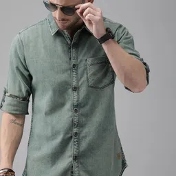 The Roadster Lifestyle Co Men Blue Regular Fit Faded Denim Sustainable Casual Shirt-image-16