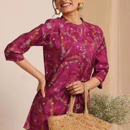 Libas Abstract Printed Mandarin Collar Tunic With Trousers-picture-10