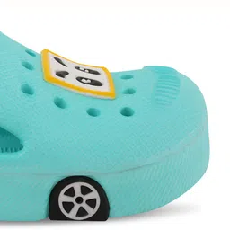 Smartots Kids Set Of 2 Printed Rubber Clogs image 5