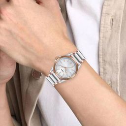 Timex Men Bracelet Style Straps Analogue Watch TWTG58SMU02 image 3