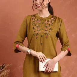 Anouk Women Round Neck Floral Chikankari Kurta-picture-33