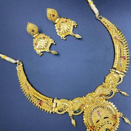 Psight Women Gold Jewellery Set-image-65