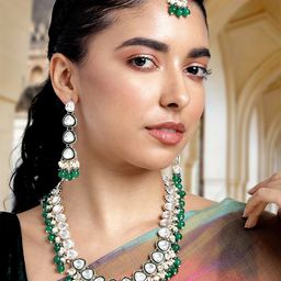 Peora Women Kundan Studded Jewellery Set-image-38