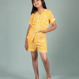 tweeny mini Rayon Knit Half Sleeves Floral Printed Coordinating Shirt & Shorts Set - Yellow-picture-3