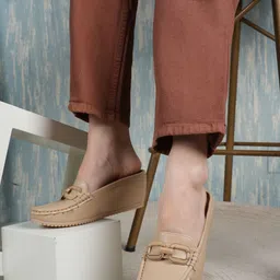 Mast & Harbour Women Wedge Heeled Pumps-20