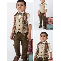 LITTLE COLLARS Linen Full Sleeves Checked 3 Piece Party Suit Set With Bow & Floral Printed Stole - Coffee-image-48