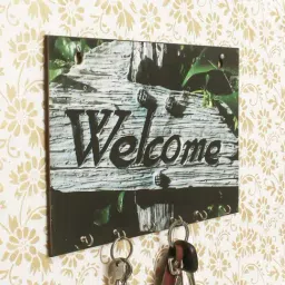 eCraftIndia Welcome Theme Wooden Key Holder with 6 Hooks-69