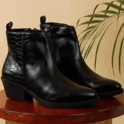 Flat N Heels Women's Black Casual Booties-image-34