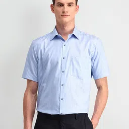 Arrow Men Classic Spread Collar Vertical Striped Cotton Formal Shirt-picture-39
