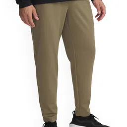 UNDER ARMOUR Men's Motion Tapered Pants-image-65