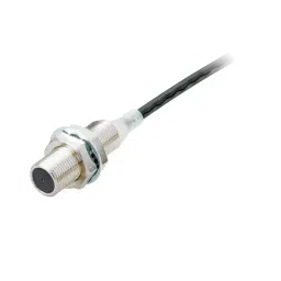 Omron E2ER Series Proximity Sensor Pre-Wired M12 Size 3 mm Sensing Distance, E2ER-X3D1 2M-30
