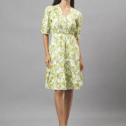 Latin Quarters Green Floral Print A Line Dress-picture-29