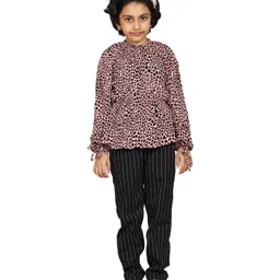 Kiddopanti Full Sleeves Cinched Waist Heart Print Top - Pink-picture-46