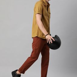 Roadster Men Rust Red Solid Regular Trousers image 4