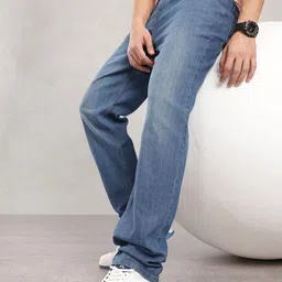 Nautica Men Relaxed Fit Mid-Rise Light Fade Stretchable Jeans-picture-46
