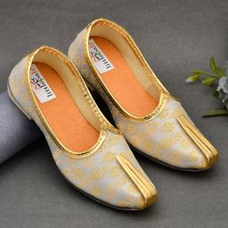 Little Palz Floral Embroidered Slip On Mojaris - Golden-image-92