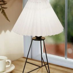Homesake White Metal Table Lamp-31