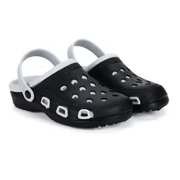 Greentech Men Textured Rubber Clogs image 3