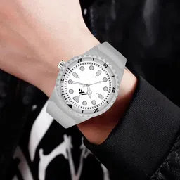 DOUBLERUN Men Dial & Straps Analogue Multi Function Watch H05NMT-126 image 5