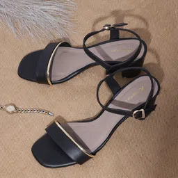 KNEETOES Women Open Toe Flats with Buckles-16