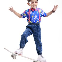 Ollington St. 100% Cotton Woven Half Sleeves Geometric Printed Party Shirt & Denim Joggers Set with Bow & Suspender - Blue & Red-image-99