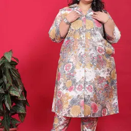 DIVASTRI Floral Printed A Line Kurta With Trousers-picture-12